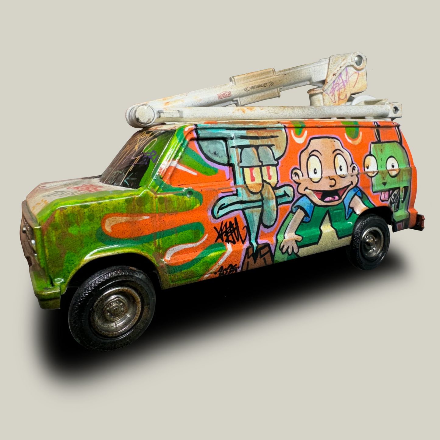 Cartoon Network / Nickelodeon Graffiti Painted Van (1 of 1)