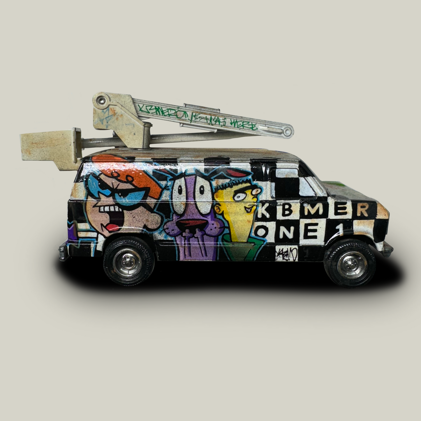 Cartoon Network / Nickelodeon Graffiti Painted Van (1 of 1)