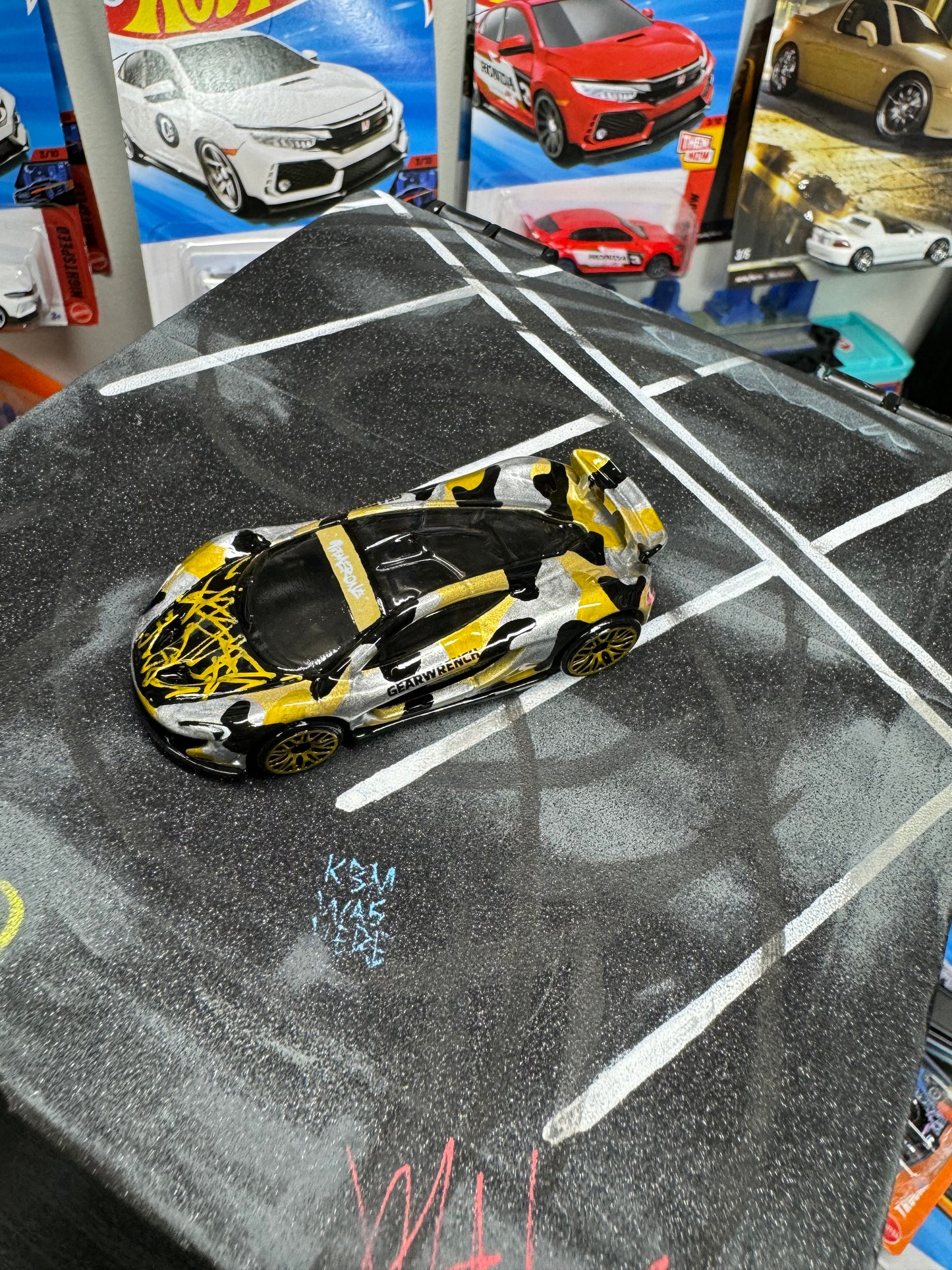 Camo McLaren P1 Hot Wheels (1 of 1)
