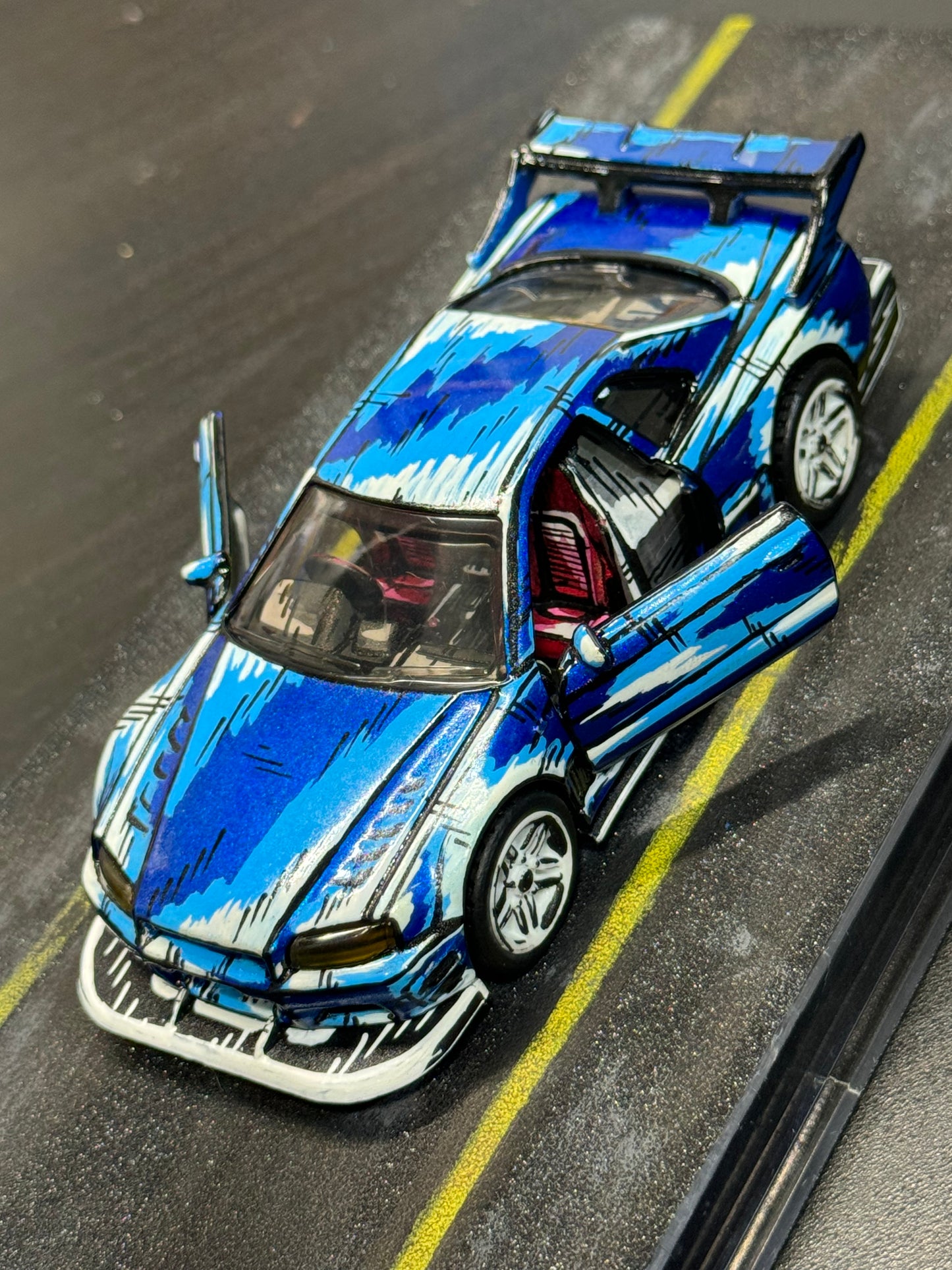 Manga Nissan Skyline R34 Hot Wheels Pull Back Speeder (1 of 1)