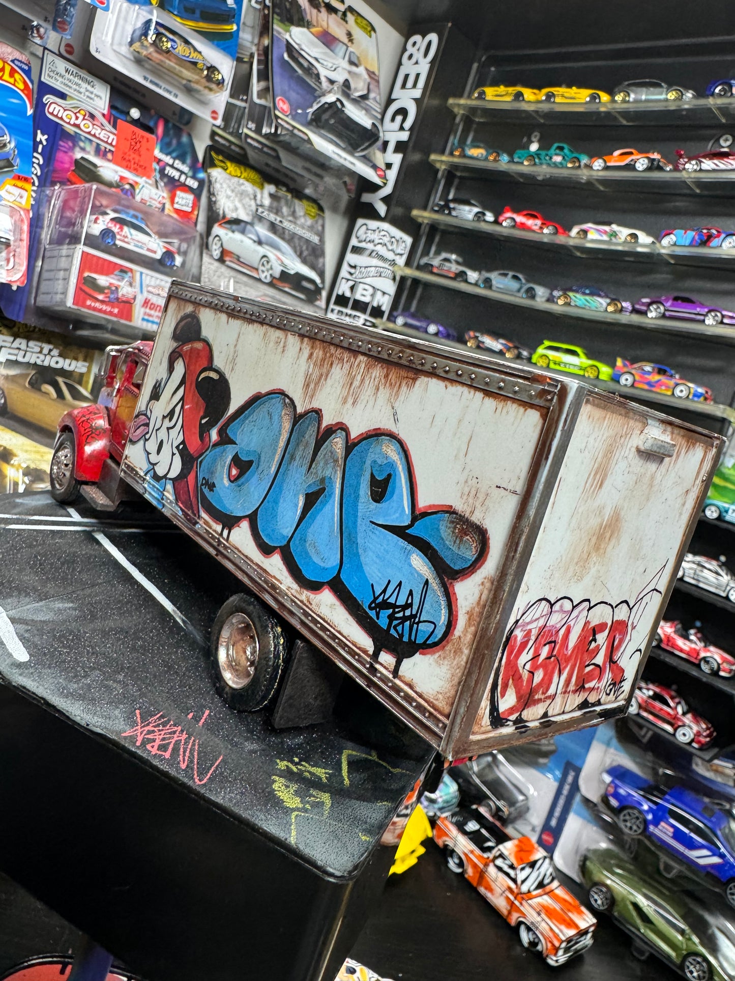 Graffiti Peterbilt Box Truck