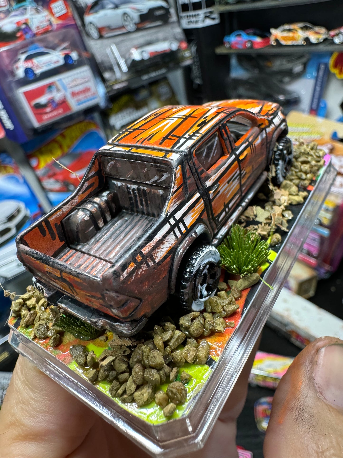 Manga Toyota Hilux Pick Up Matchbox Custom (1 of 1)