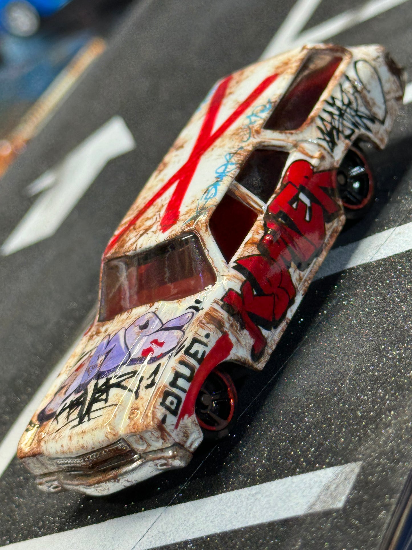 Graffiti Chevelle Wagon Hot Wheels (1 of 1)
