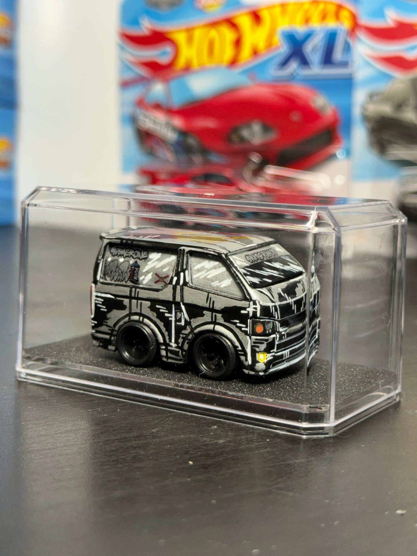 Custom Manga Car Tuned Toyota HiACE H200 (1 of 1)