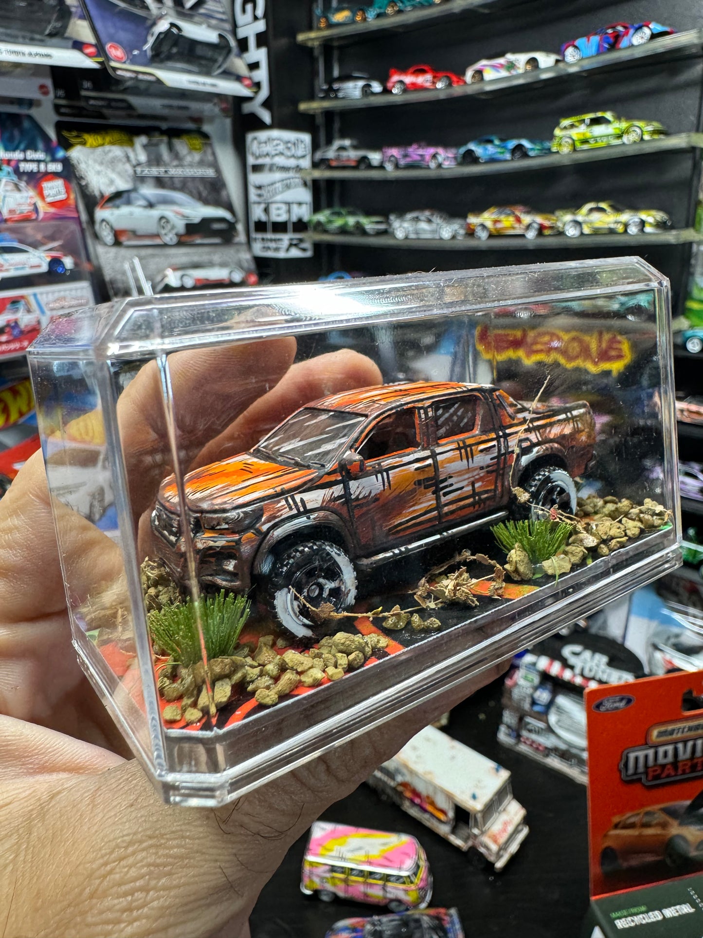 Manga Toyota Hilux Pick Up Matchbox Custom (1 of 1)