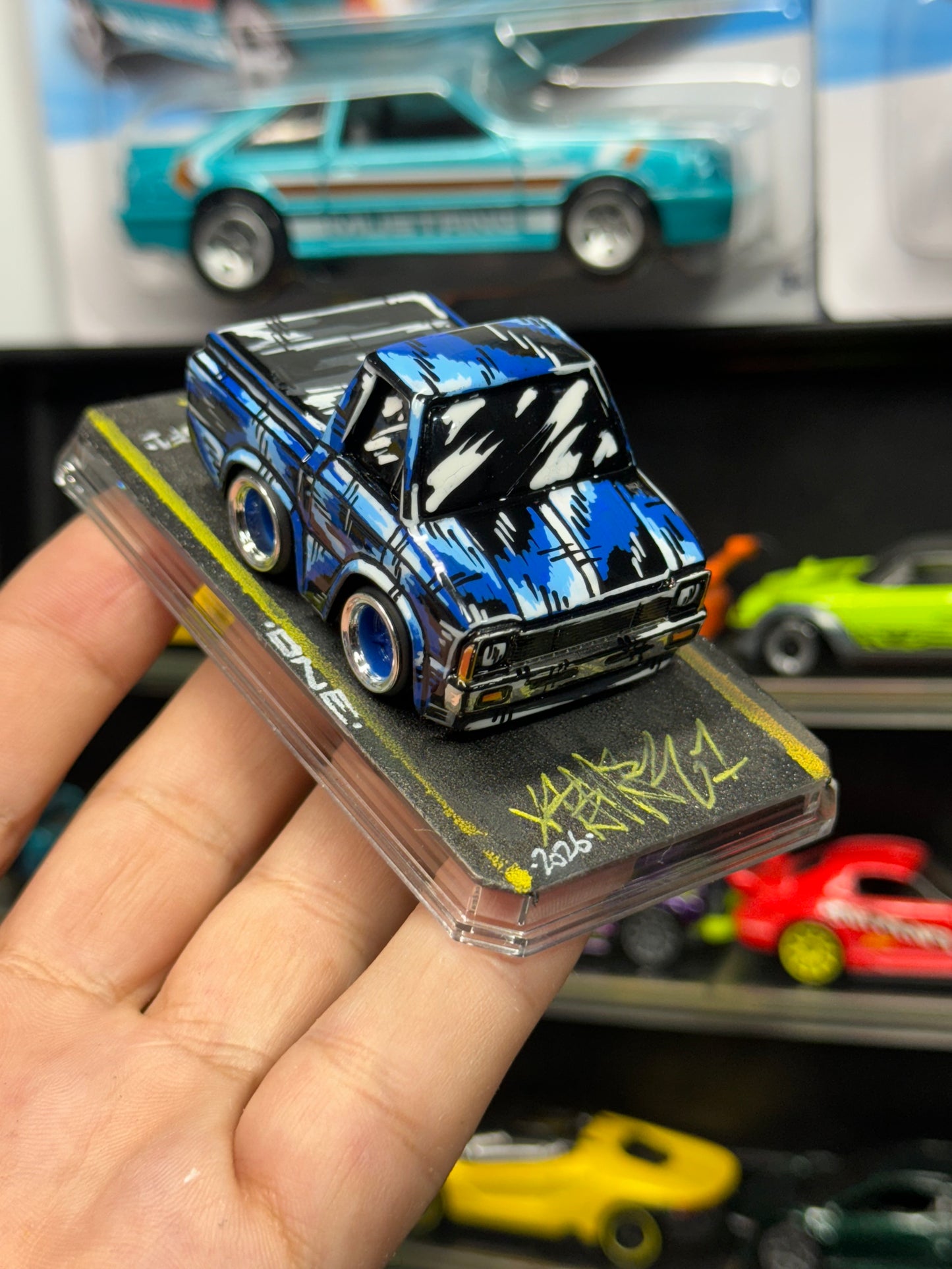 Manga Car Tuned Toyota Hi-Lux (1 of 1)