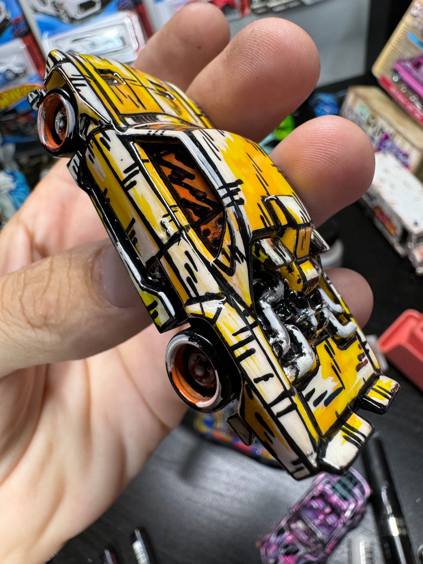Manga Vairstrike Hot Wheels (1 of 1)