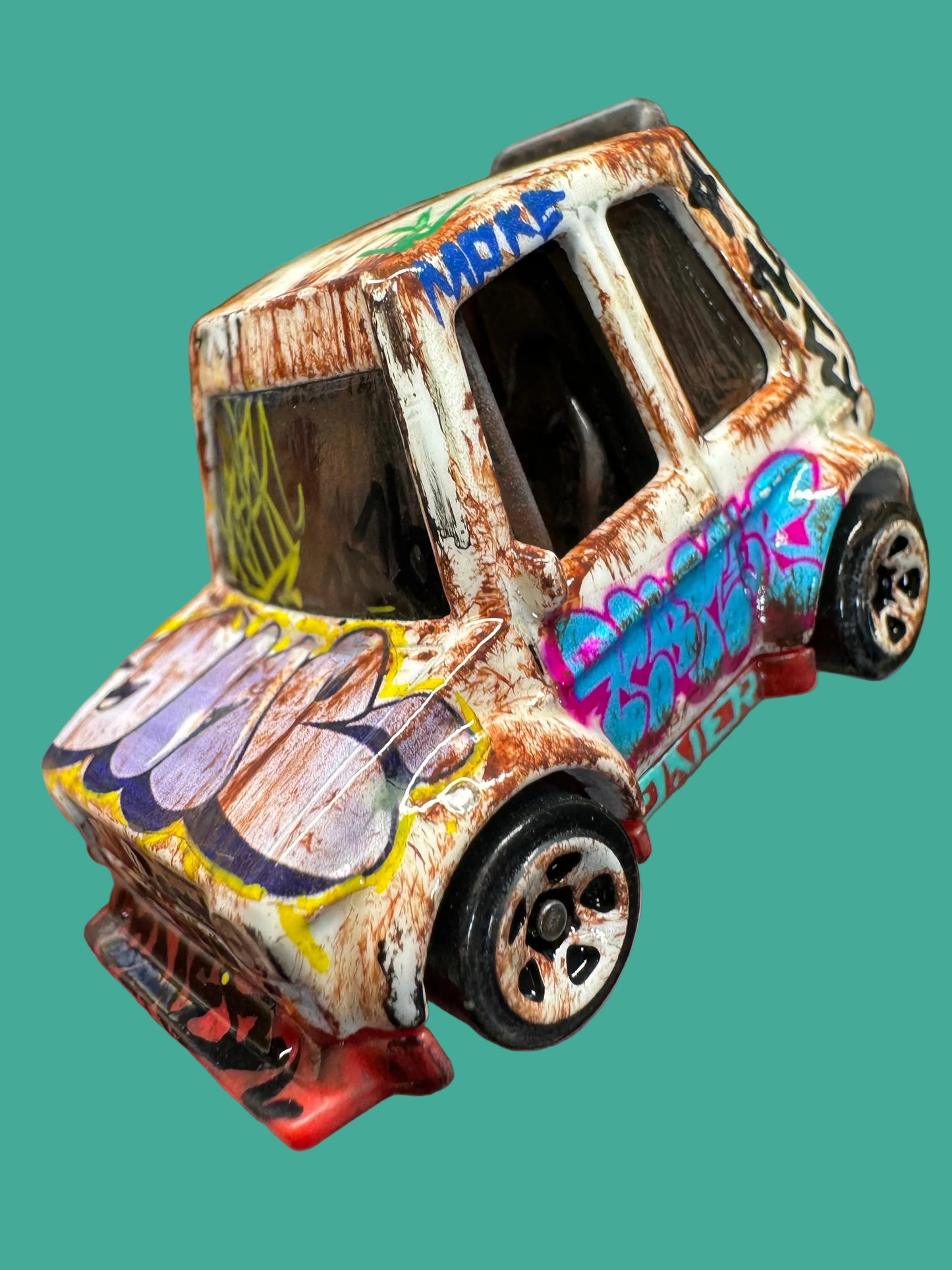 Graffiti Tooned VW GOLF Hot Wheels (1 of 1)