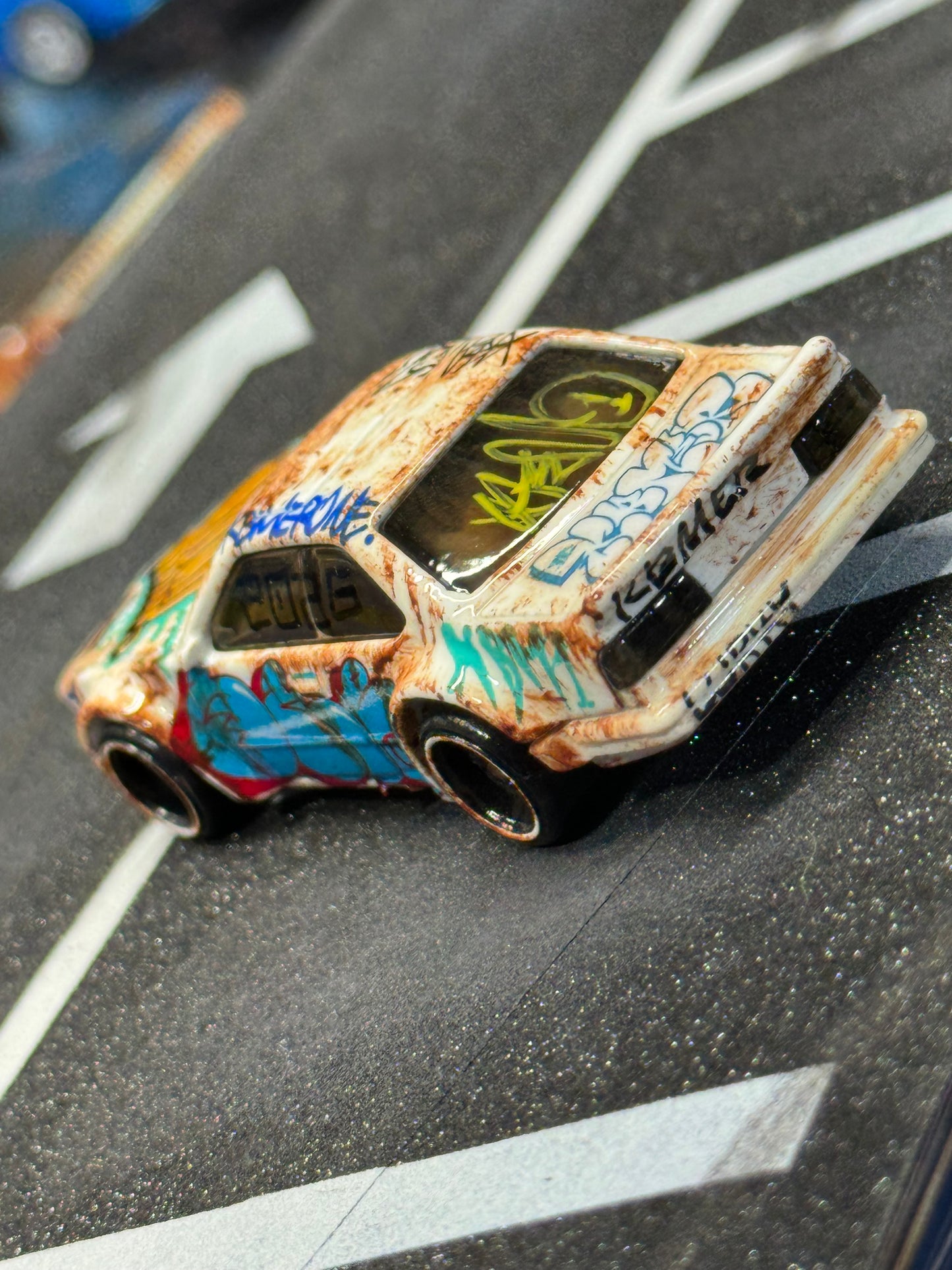 Graffiti BMW 635 Hot Wheels (1 of 1)