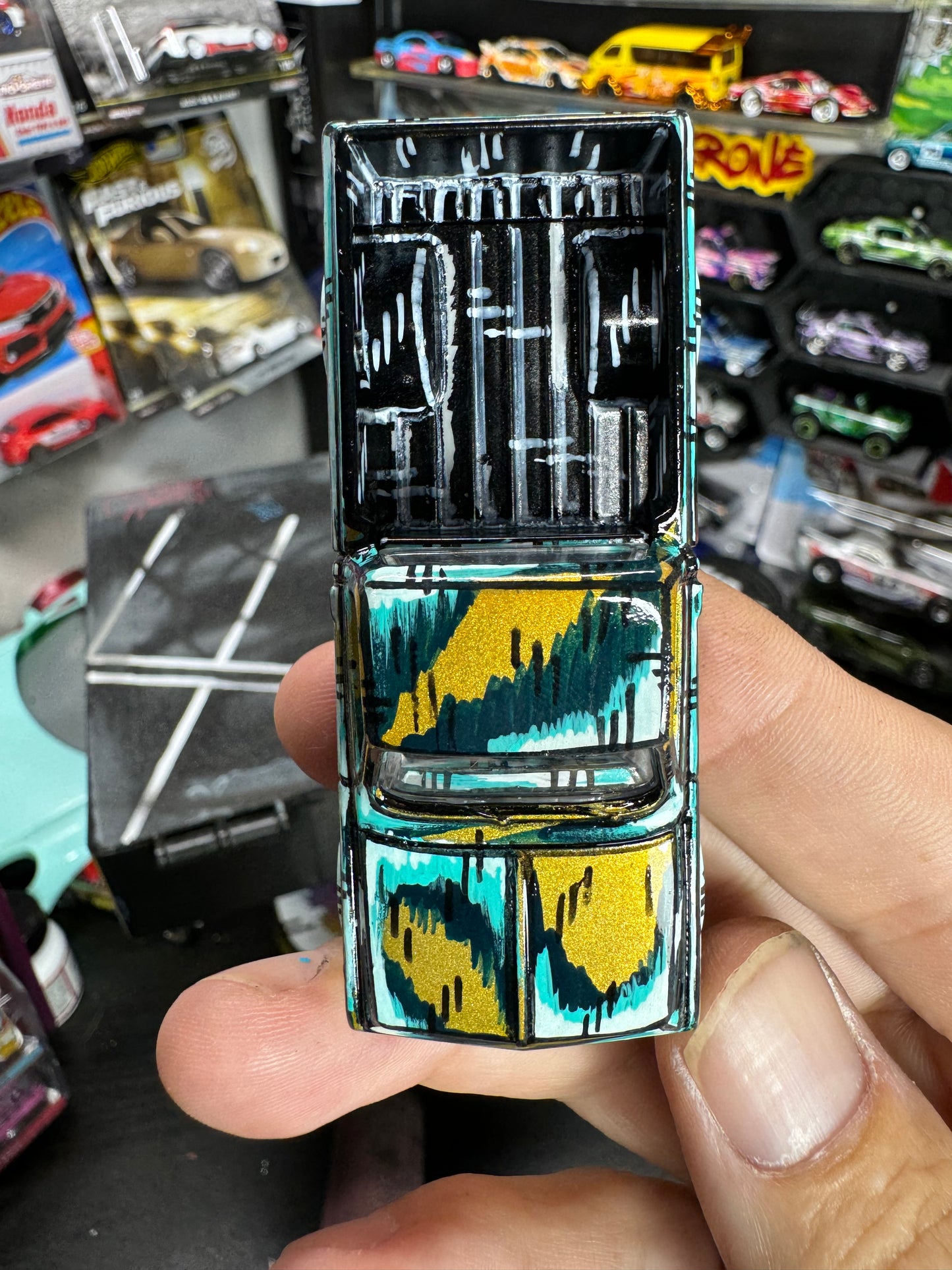 Manga Chevrolet C10 Pick-Up Truck Matchbox (1 of 1)