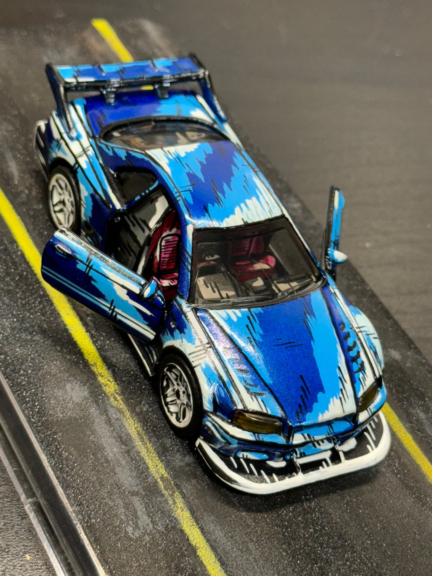 Manga Nissan Skyline R34 Hot Wheels Pull Back Speeder (1 of 1)