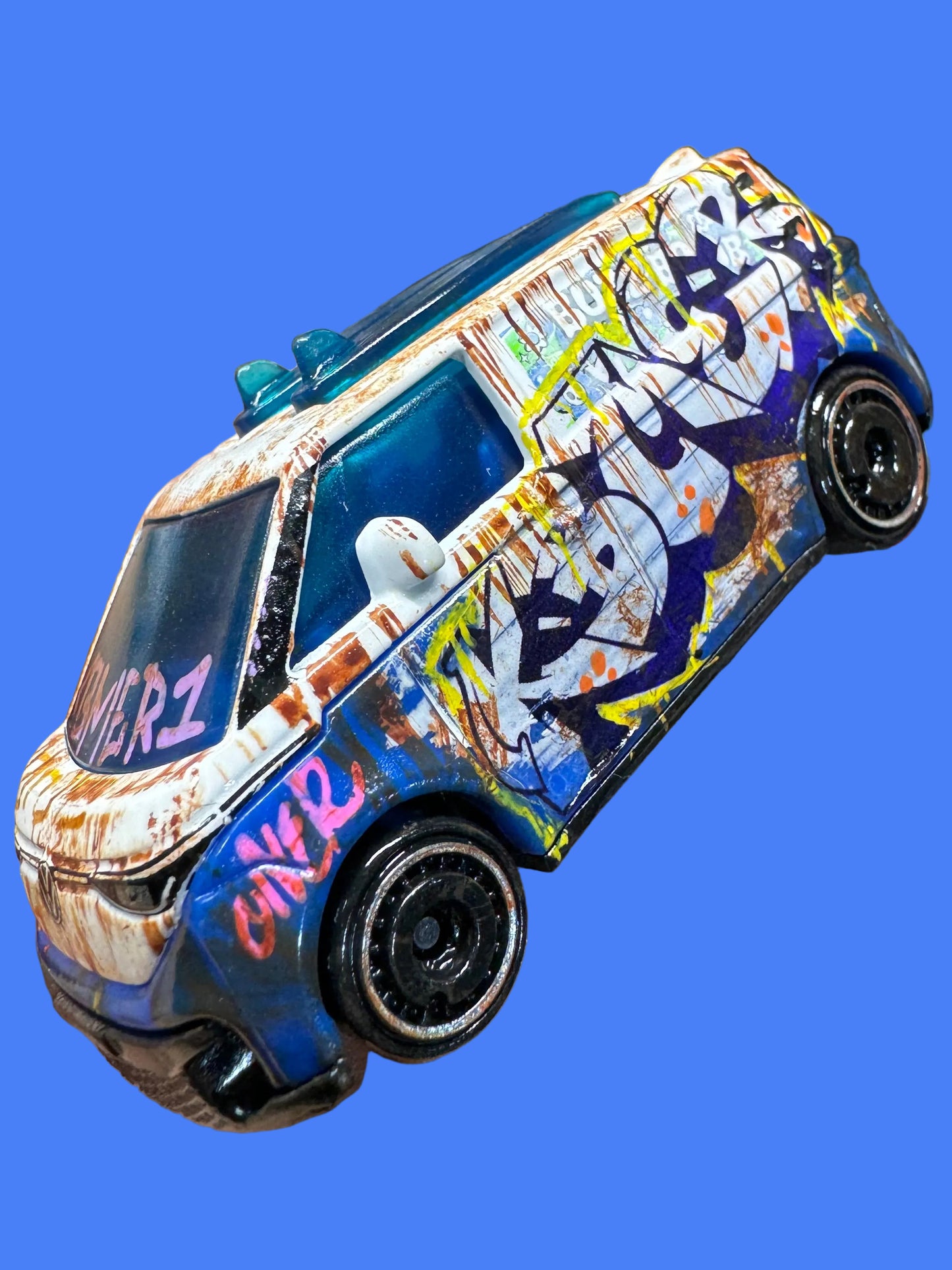 Graffiti VW ID Buzz Bomb Hot Wheels (1 of 1)