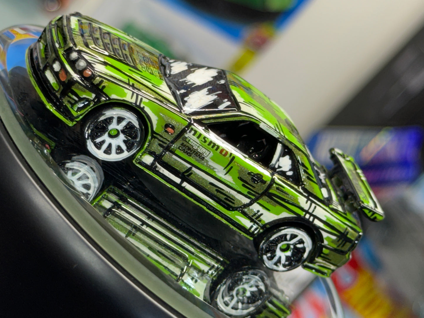 Manga Hot Wheels Nissan Skykine GT-R R34 (1 of 1)
