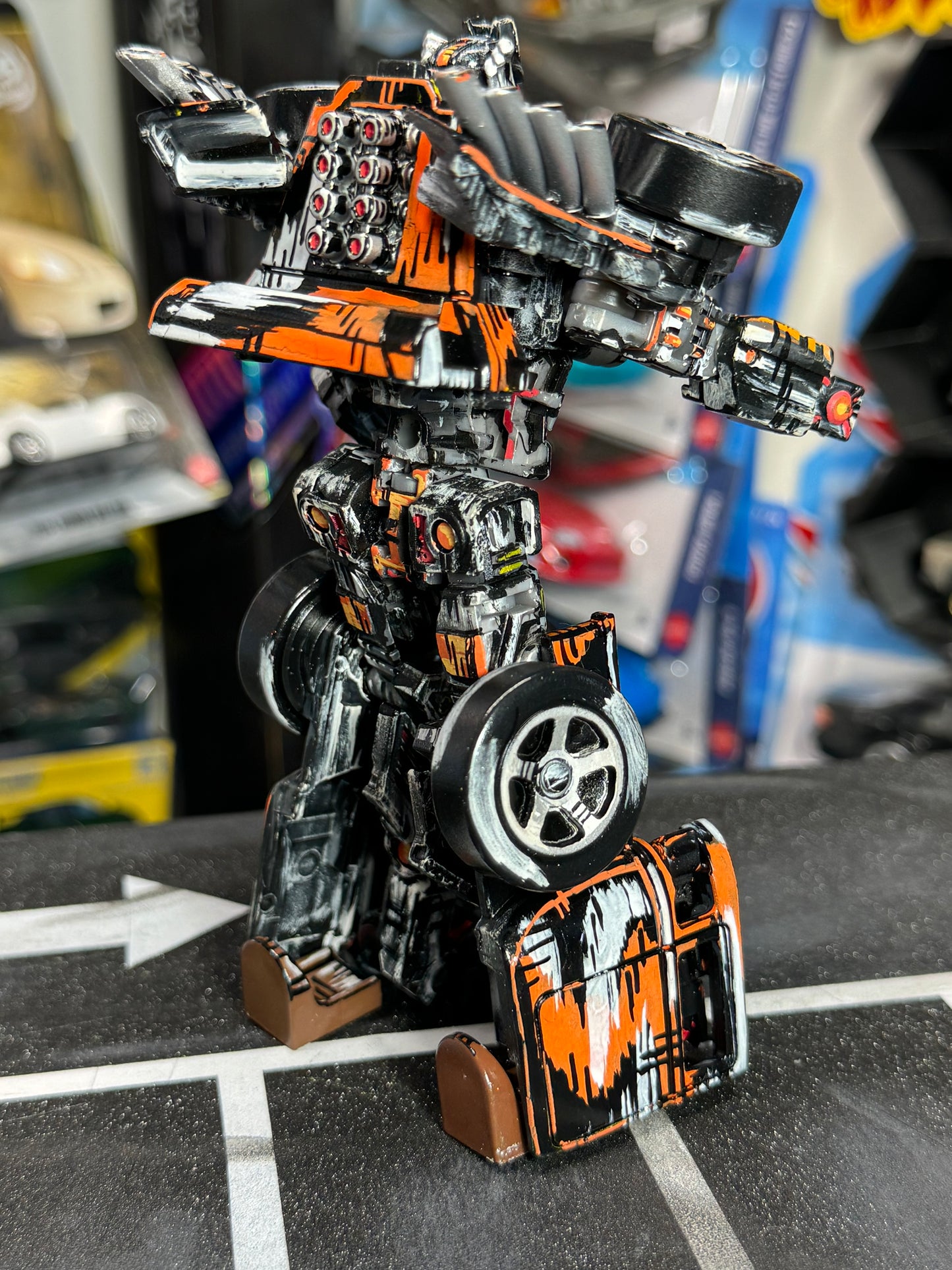 Manga Bone Shaker Transformer Hot Wheels (1 of 1)