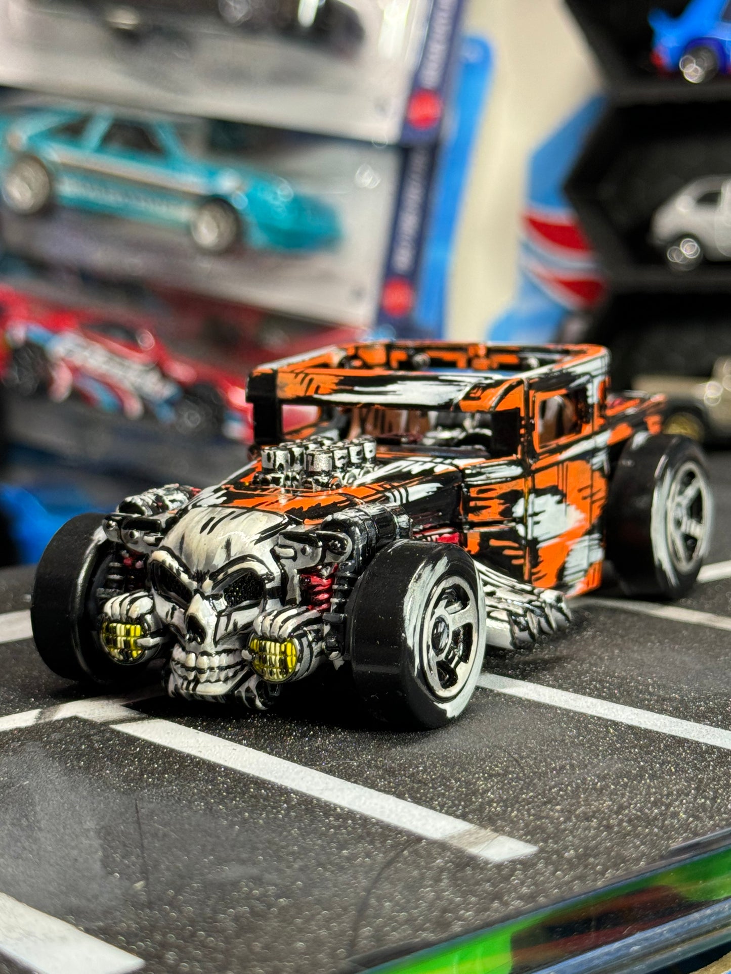 Manga Bone Shaker Transformer Hot Wheels (1 of 1)