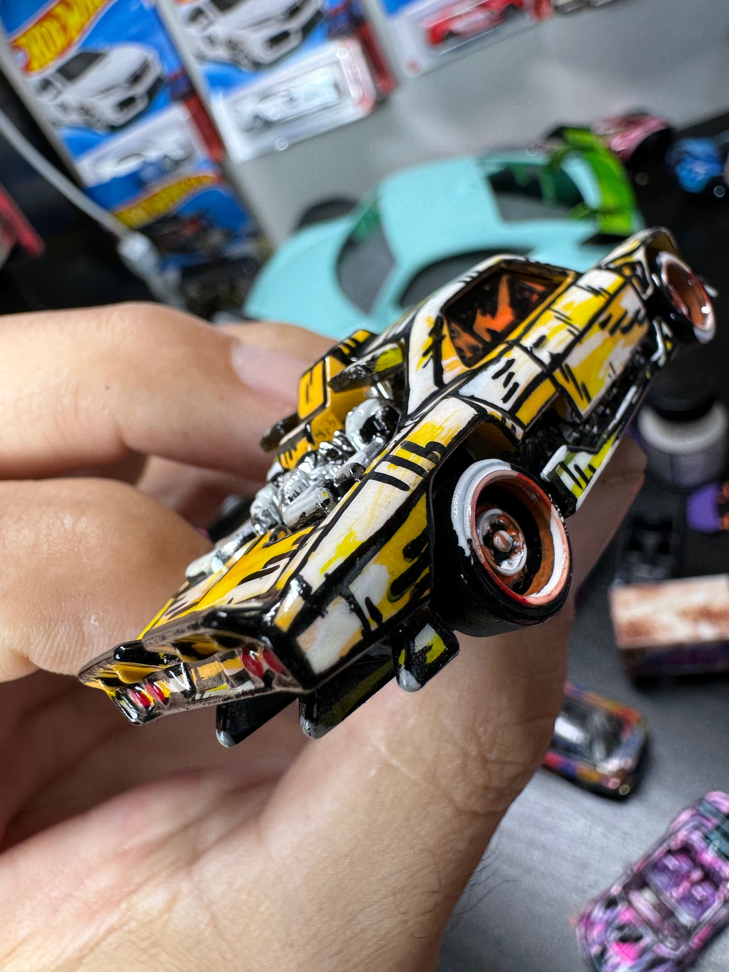 Manga Vairstrike Hot Wheels (1 of 1)