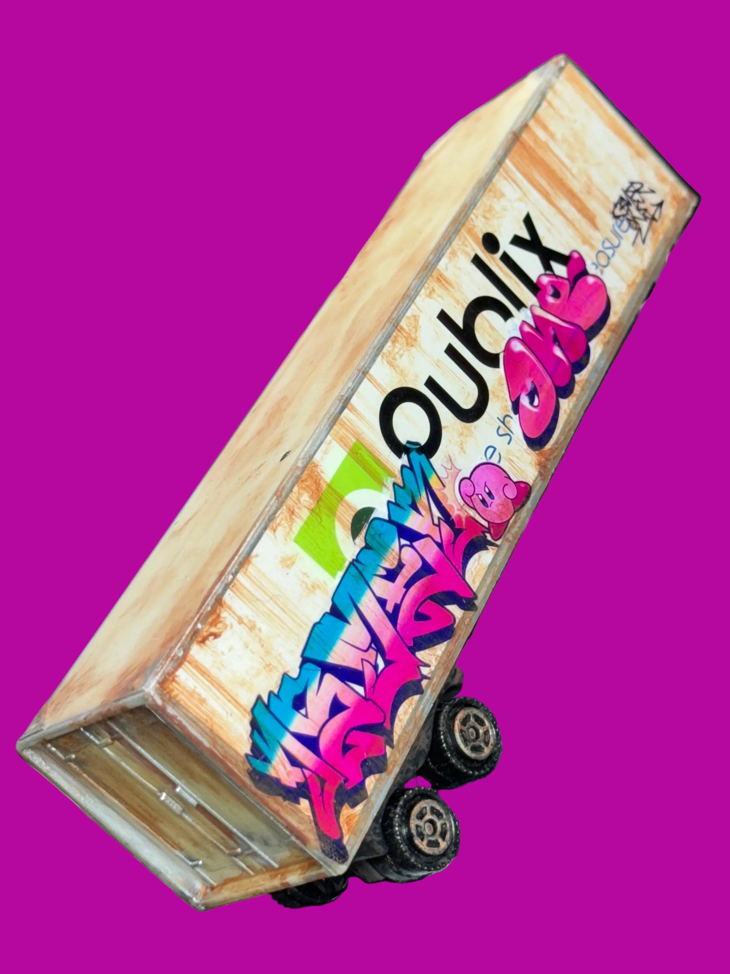 Graffiti Publix Semi Trailer (1 of 1)