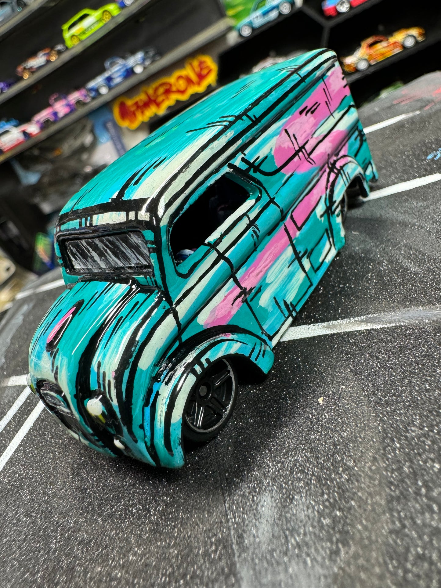 Custom Manga Milk Truck Hot Wheels (1 of 1)