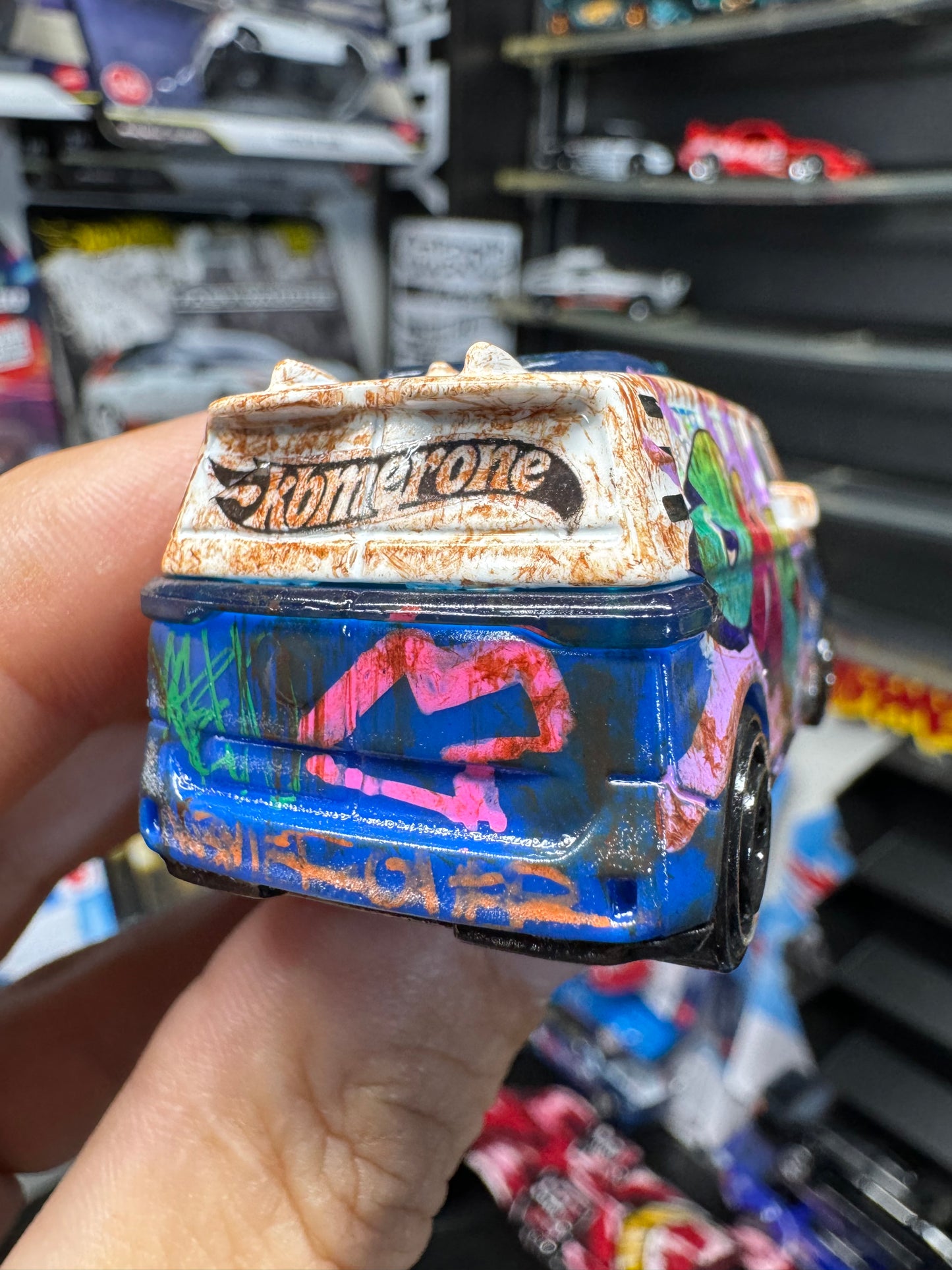 Graffiti VW ID Buzz Bomb Hot Wheels (1 of 1)