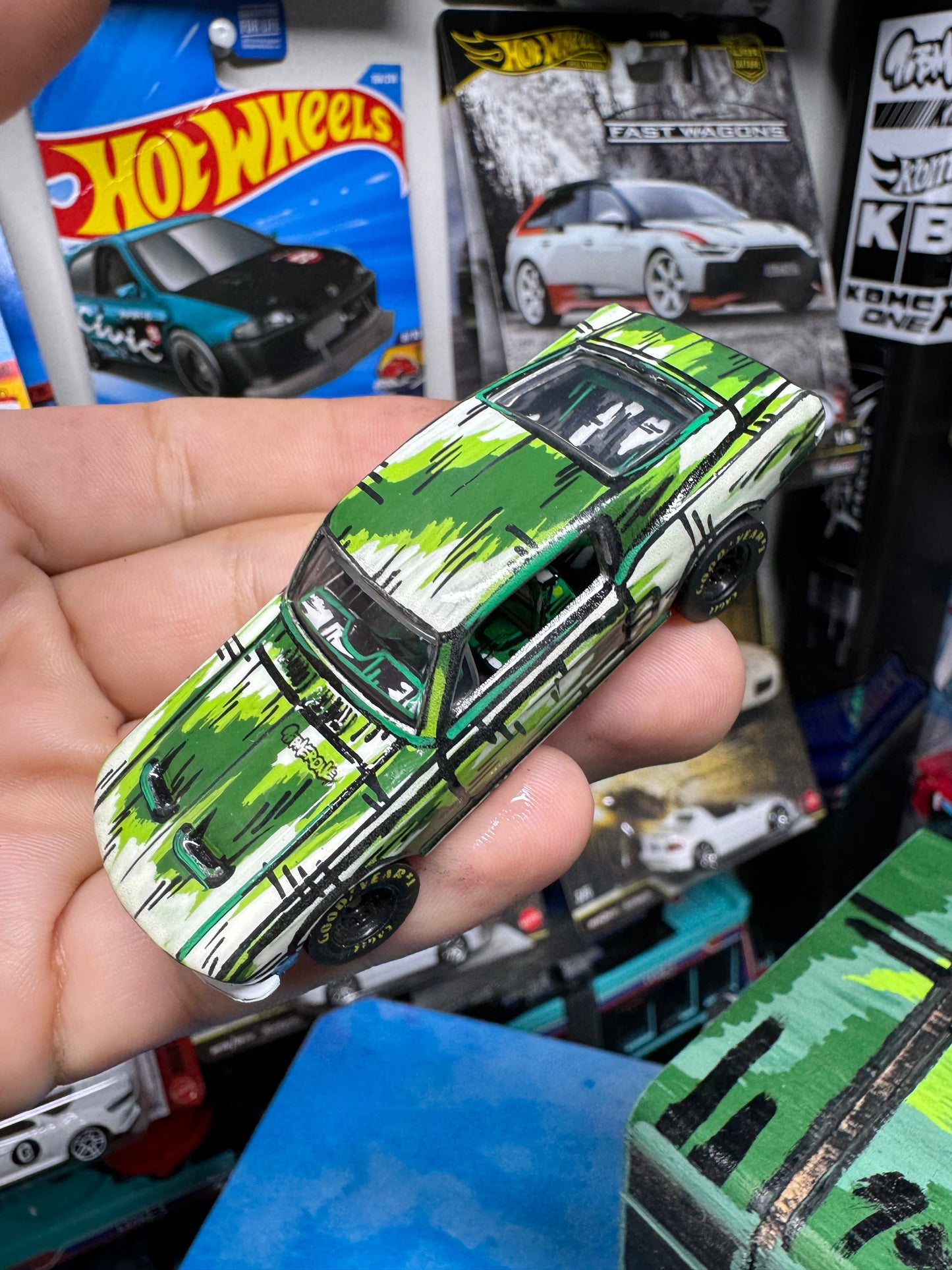 Manga Mustang Hot Wheels (1 of 1)