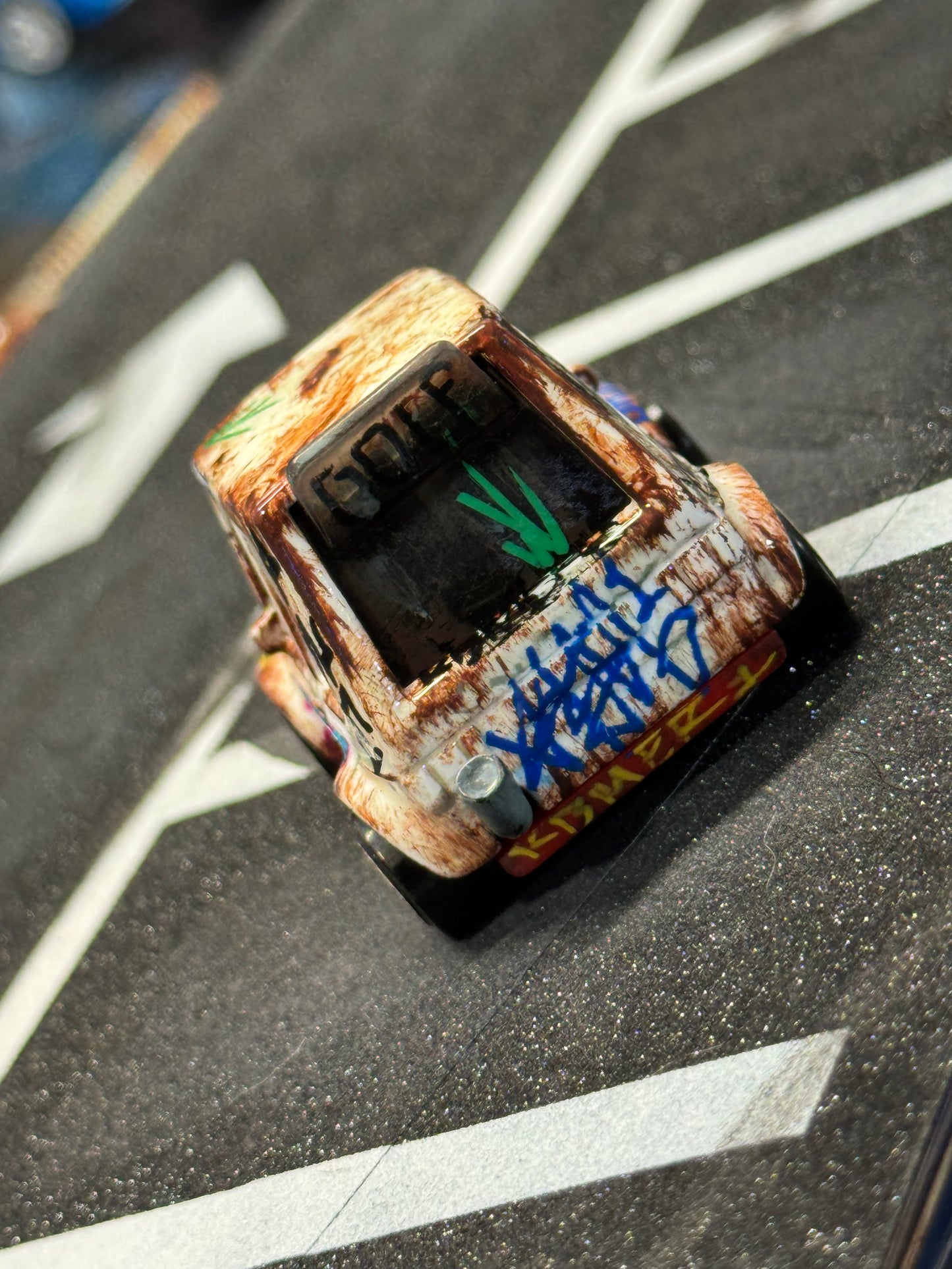 Graffiti Tooned VW GOLF Hot Wheels (1 of 1)