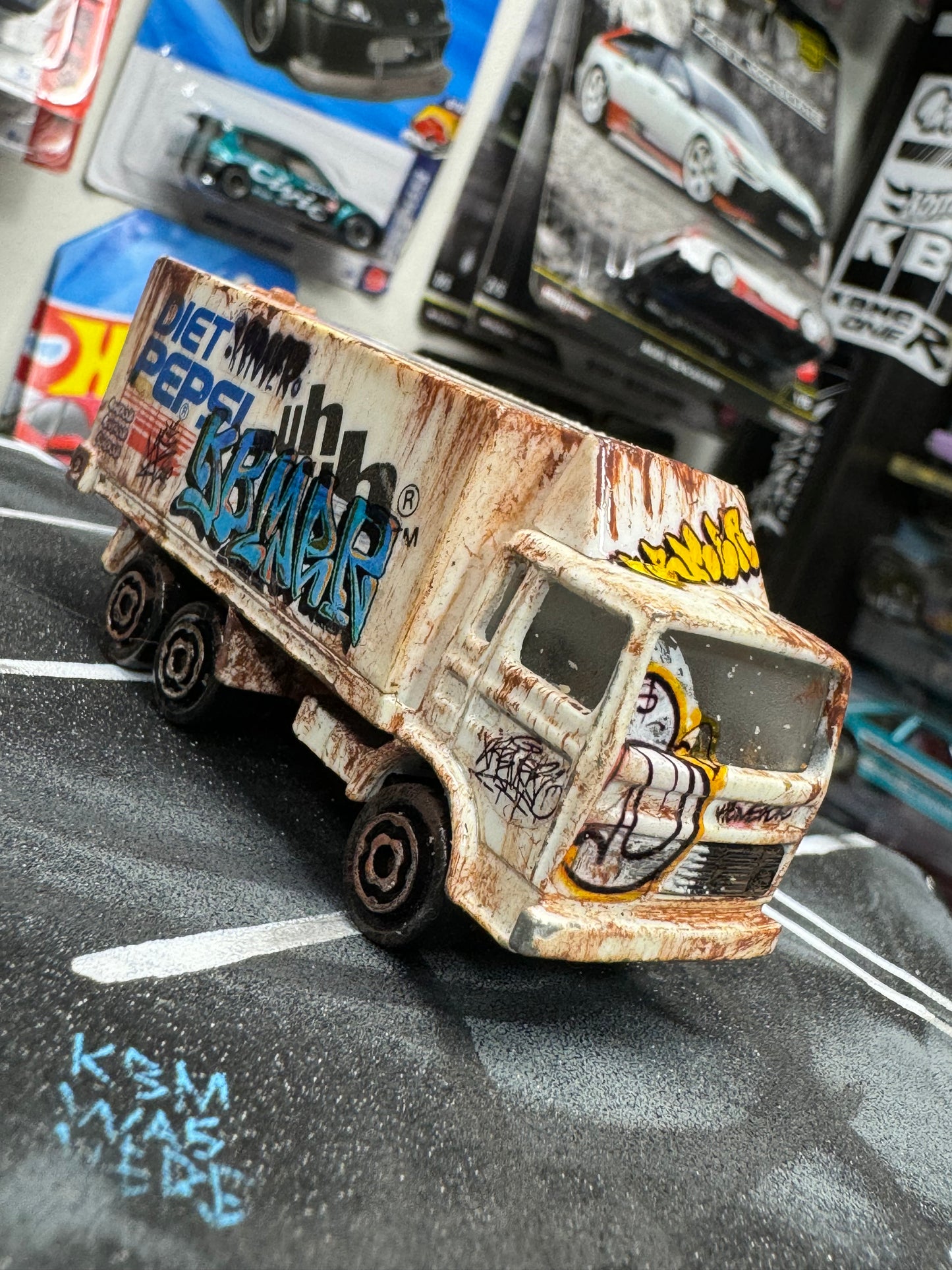 Graffiti Pepsi Box Truck Majorette (1 of 1)