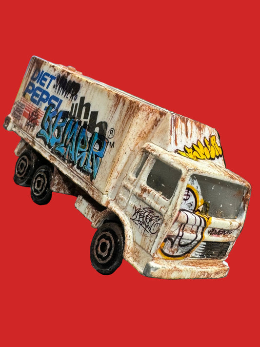 Graffiti Pepsi Box Truck Majorette (1 of 1)