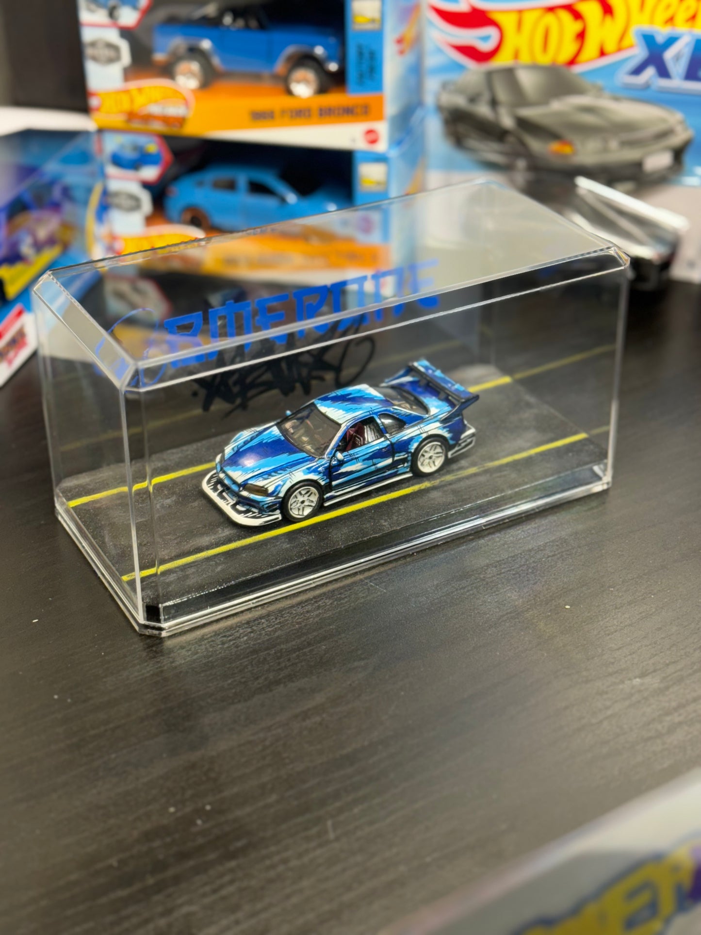 Manga Nissan Skyline R34 Hot Wheels Pull Back Speeder (1 of 1)