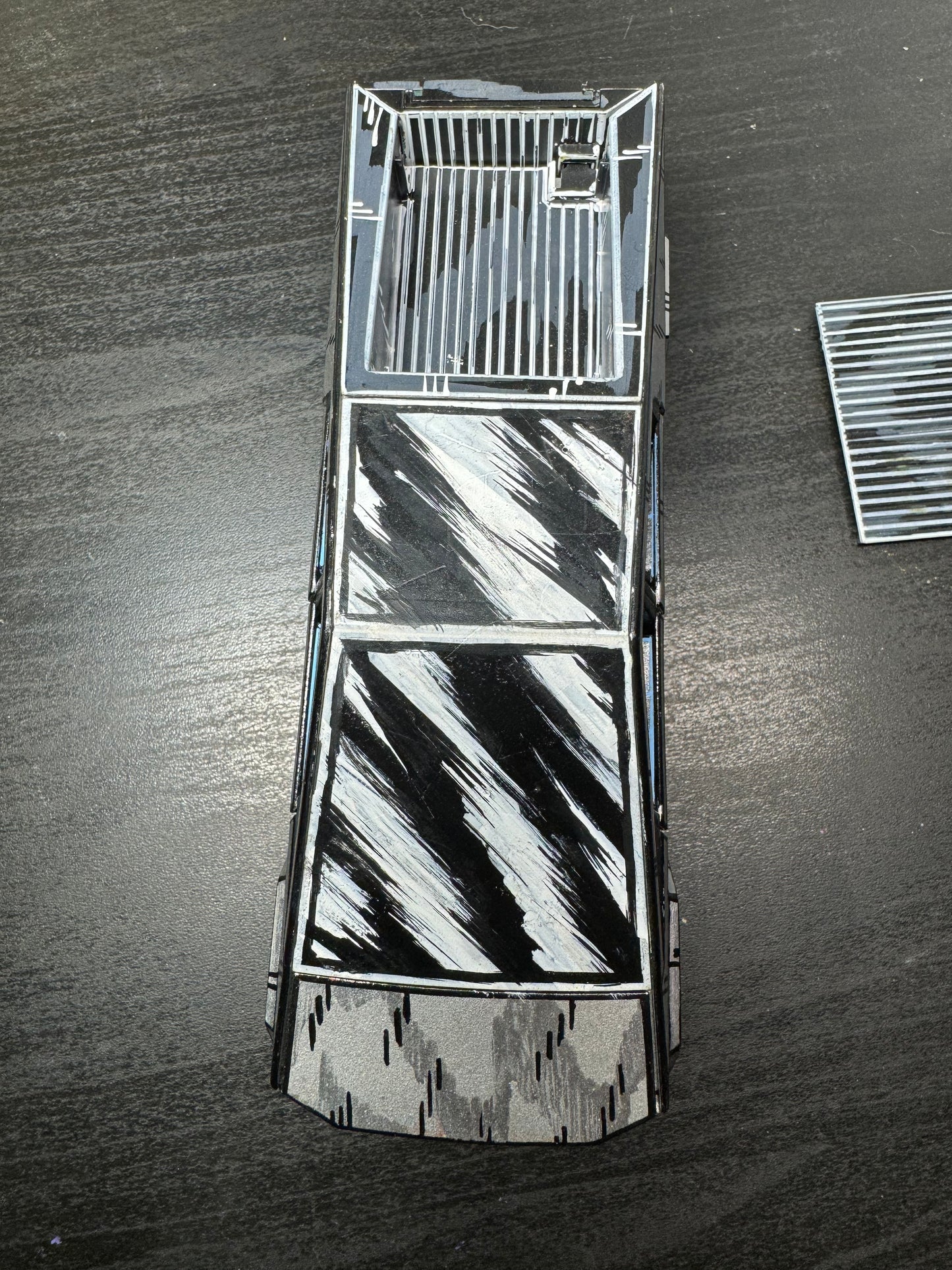 Manga Tesla Cybertruck (1 of 1)