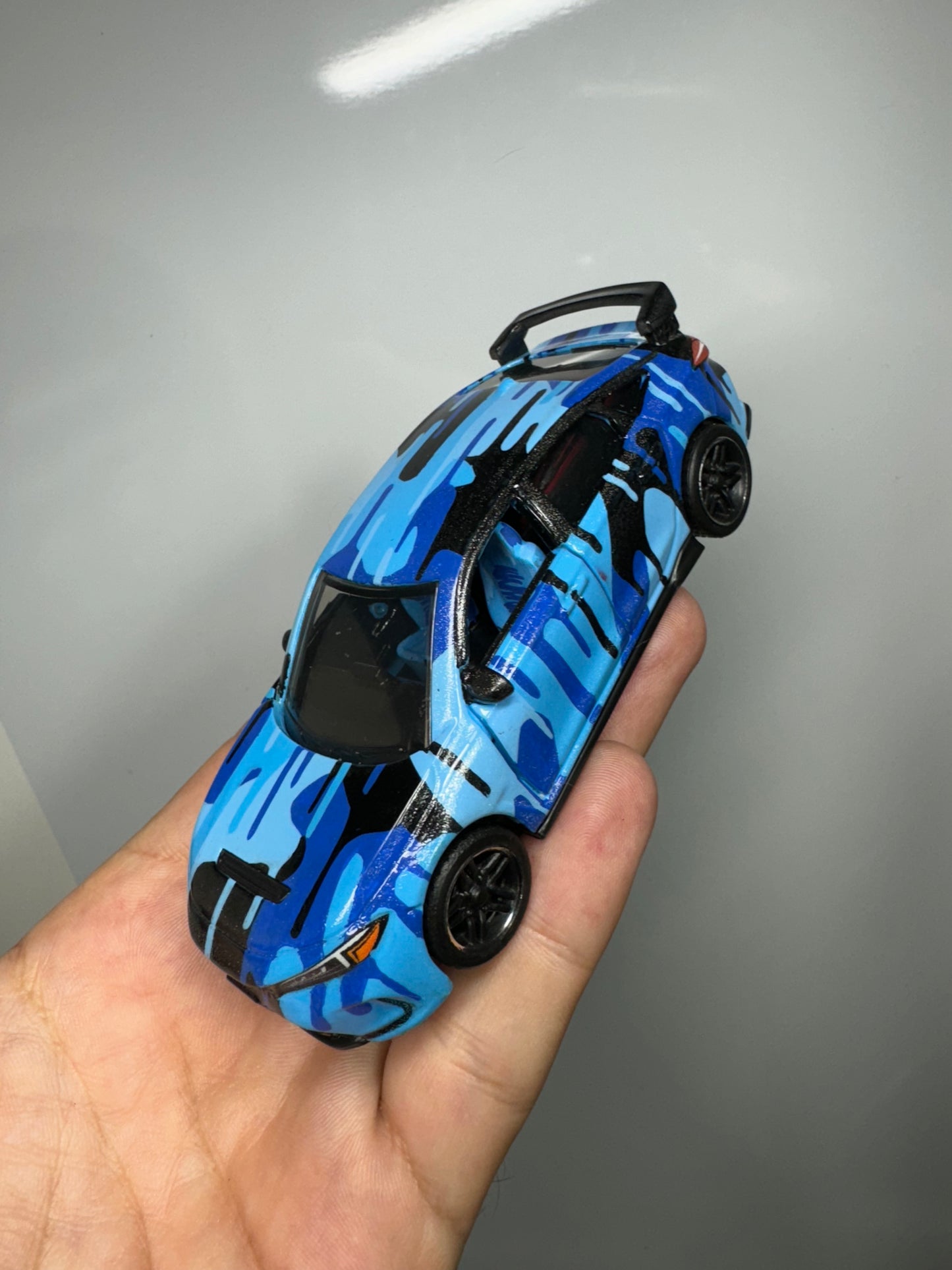 Camo Drip Honda Civic Type R Hot Wheels Pull Back Speeders (1 of 1)