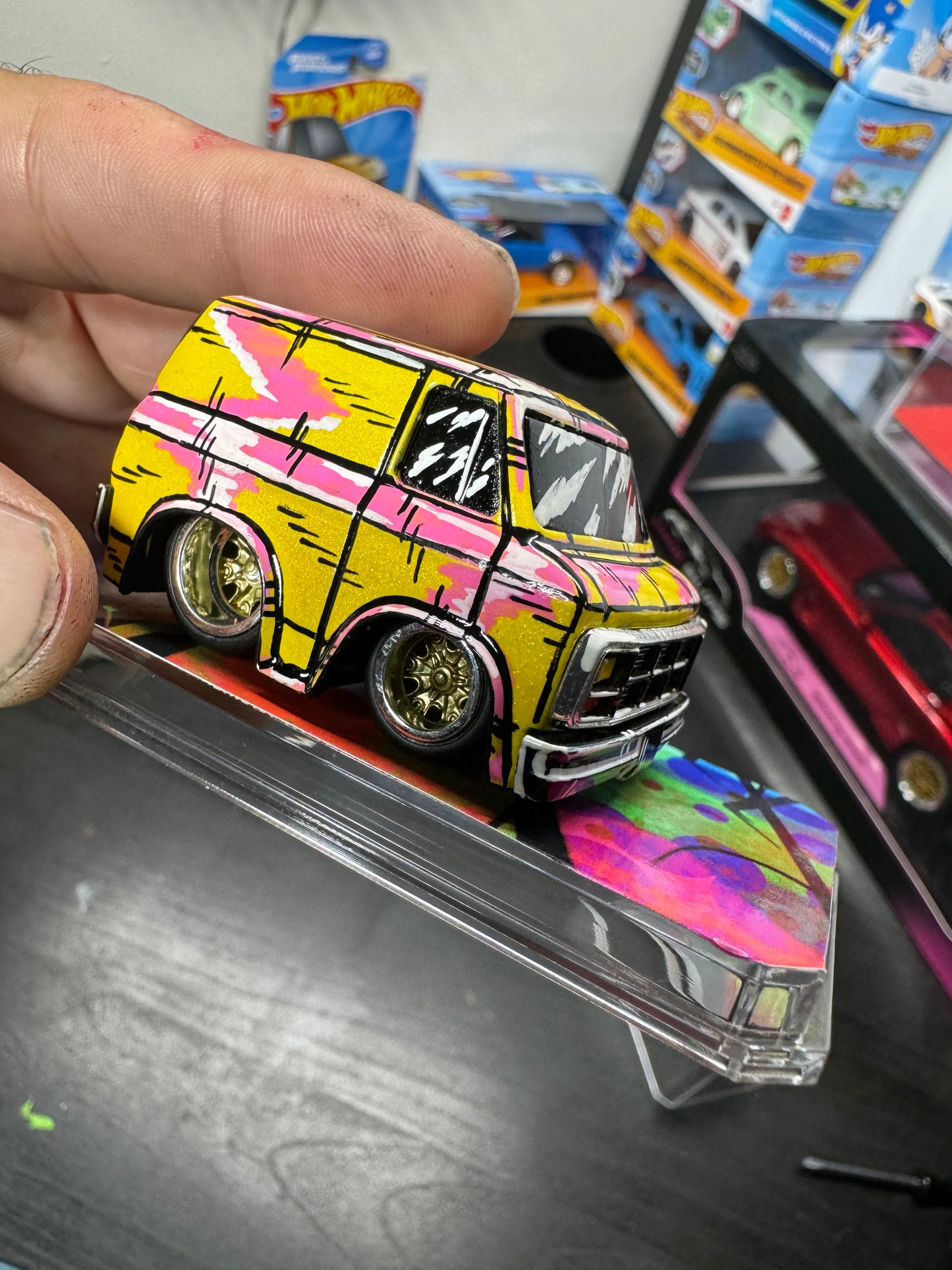 Manga Car Tuned Van (1 of 1)