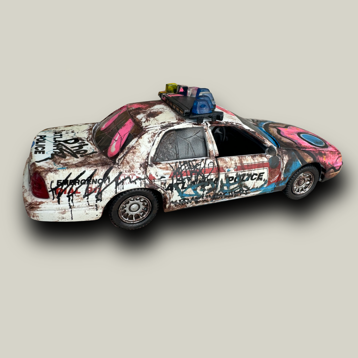 Graffiti Homer Simpson Police Car (1 of 1)